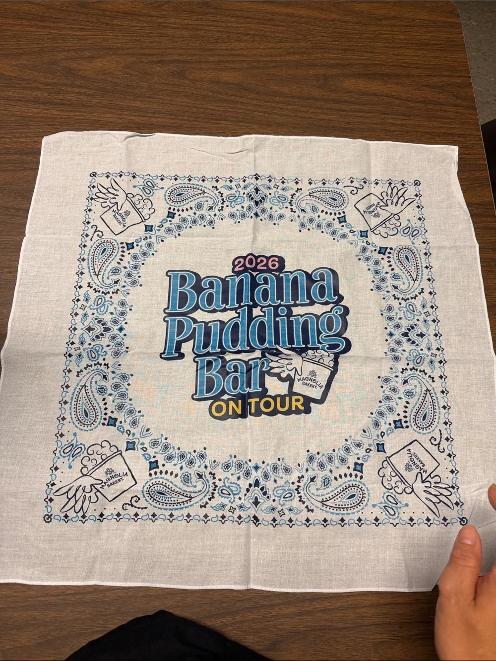 Magnolia Bakery 2026 Banana Pudding Bar On Tour Bandana